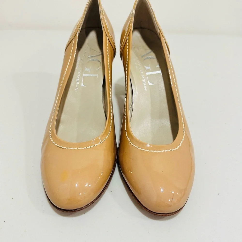 Womens‎ Size 9 Attilio Giusti Leombruni AGL Biege Patent Leather Shoe Pump Heel